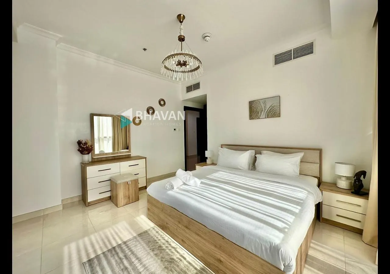 One Br In Court Tower With Beautiful City And Canal View Apartment Dubai