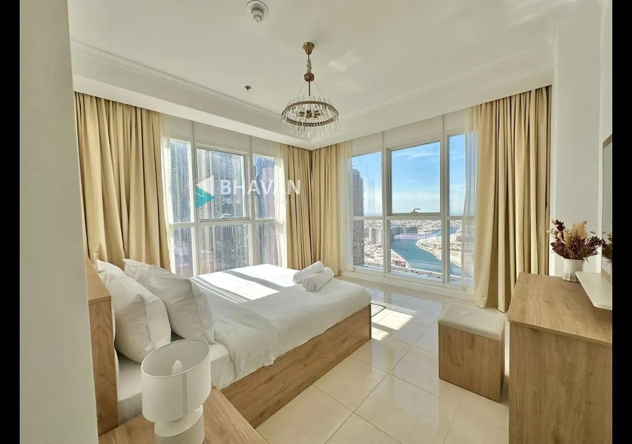 One Br In Court Tower With Beautiful City And Canal View contacts